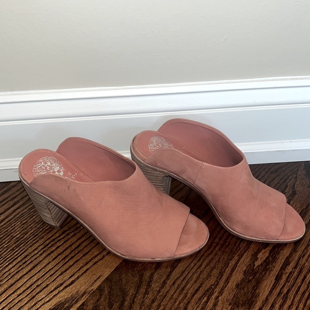 Vince Camuto Salmon Pink Leather Mule Sandal